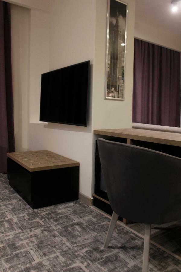 Hotel Oaks